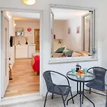 Bis Studio Apartment 3