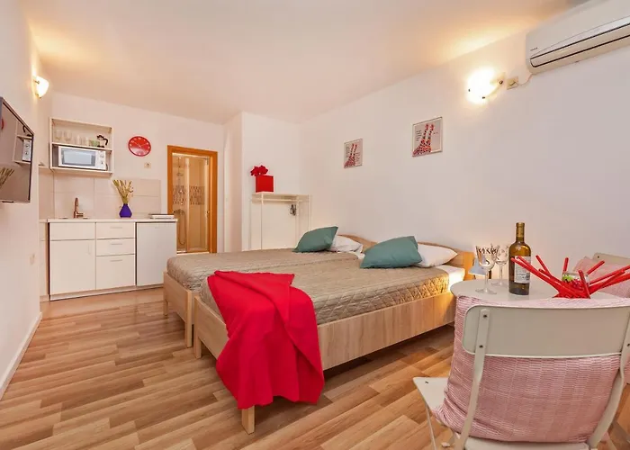 Bis Studio Apartment 3