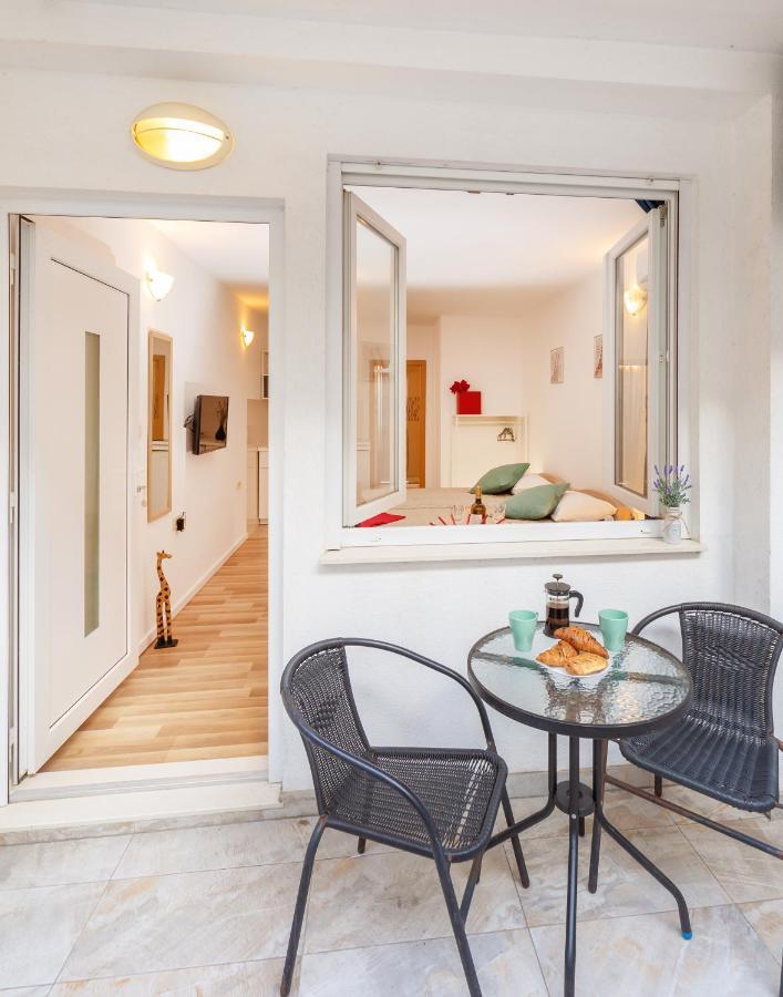 Apartamento Bis 3 *