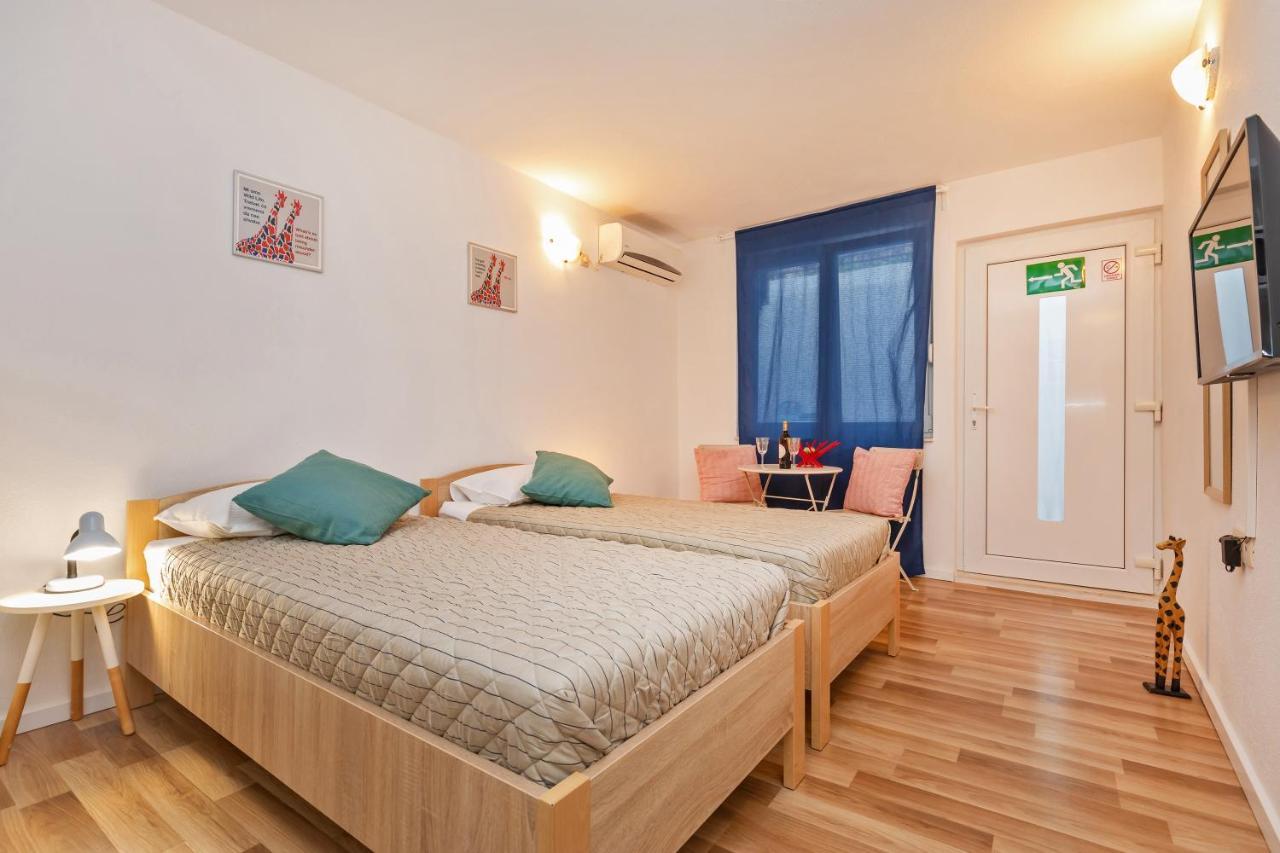 Apartman Bis Studio Apartment 3 *